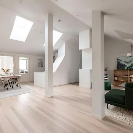 2ndhomes Beautiful, 2br Attic In Kruununhaka Helsínquia