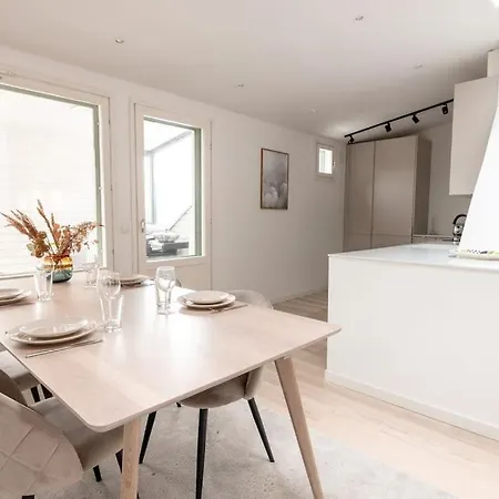 2ndhomes Beautiful, 2br Attic In Kruununhaka *